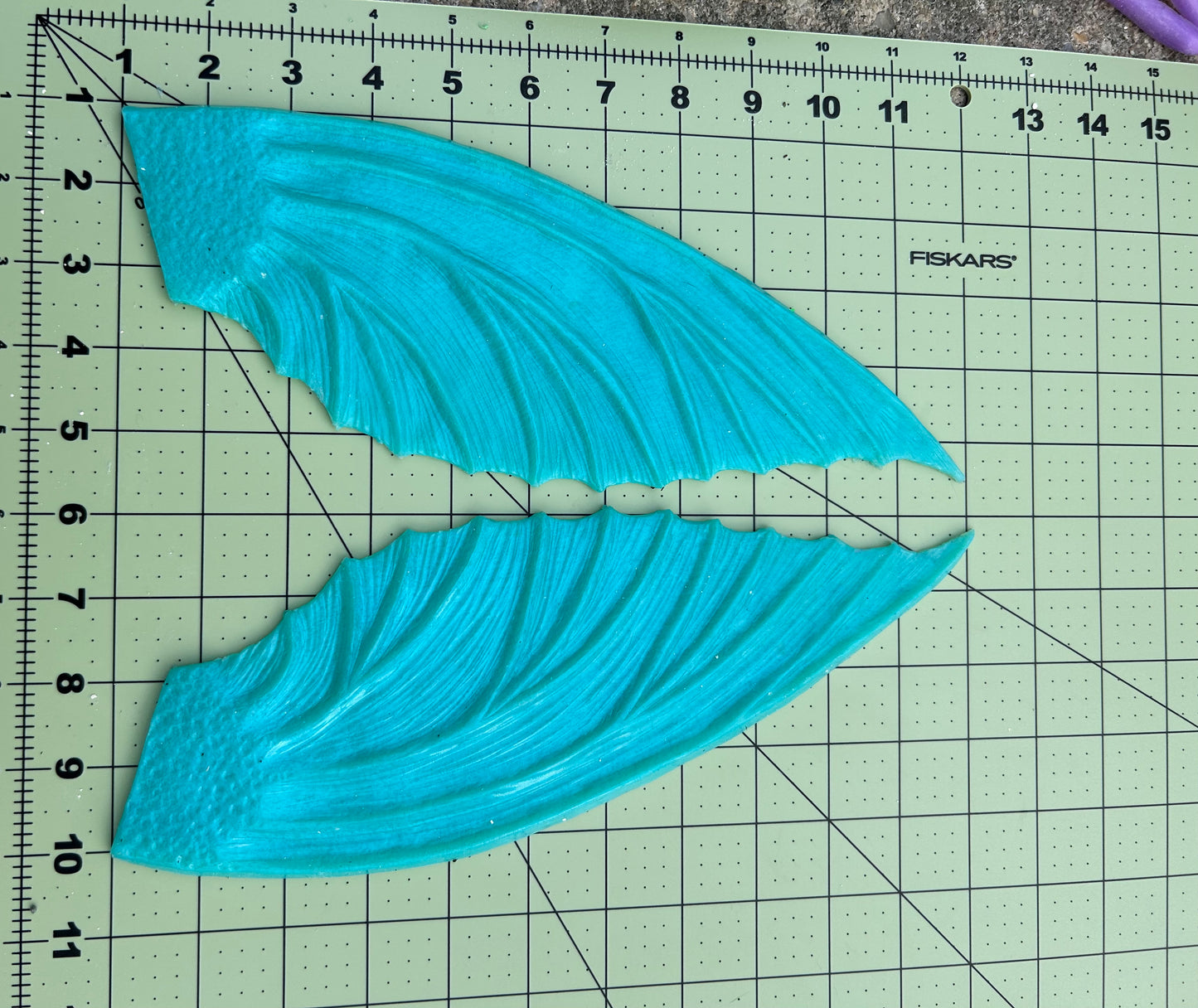 Mermaid Fins pair medium