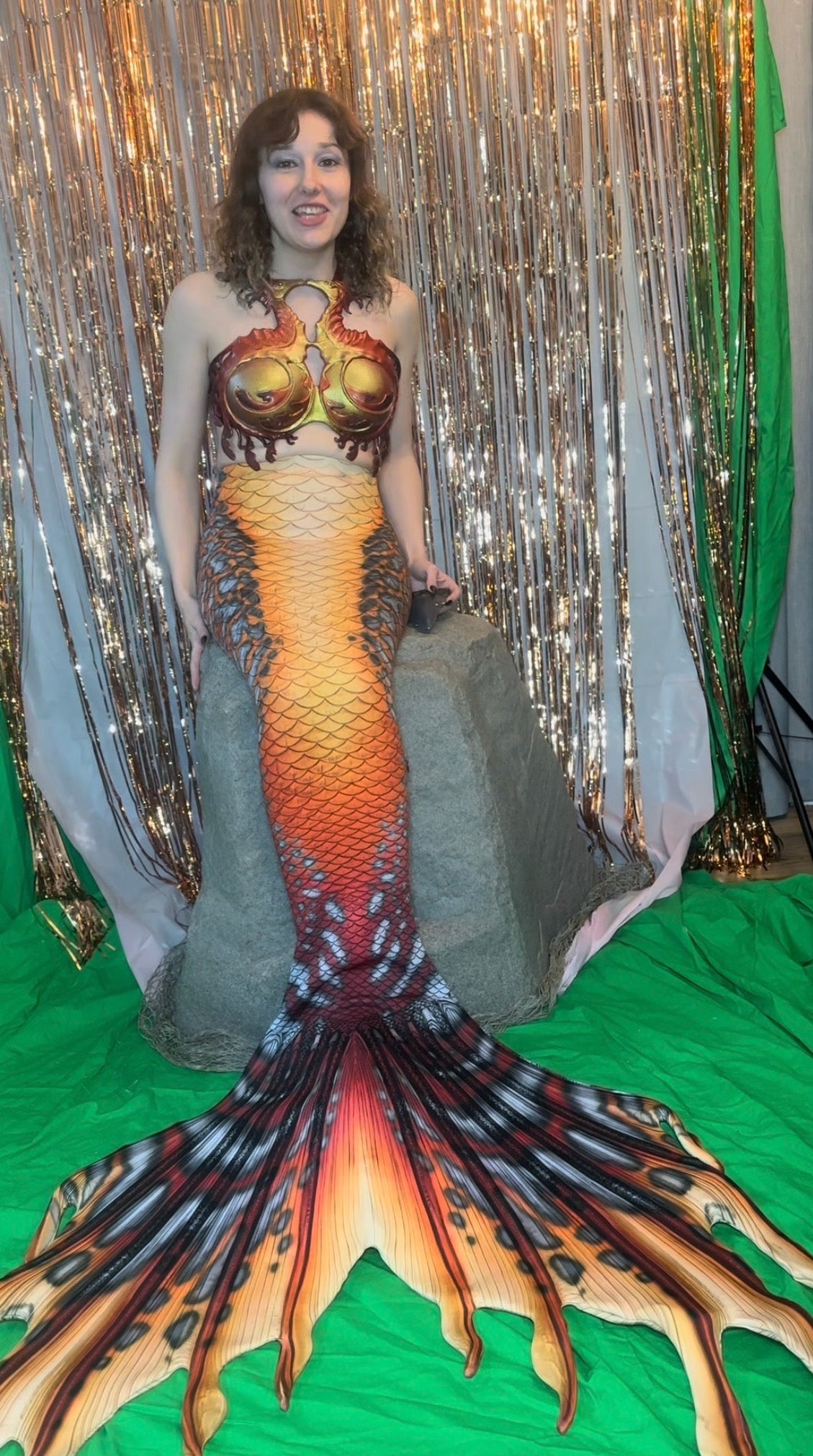 Finfolk & Merbella Firestone tail - secondhand sale