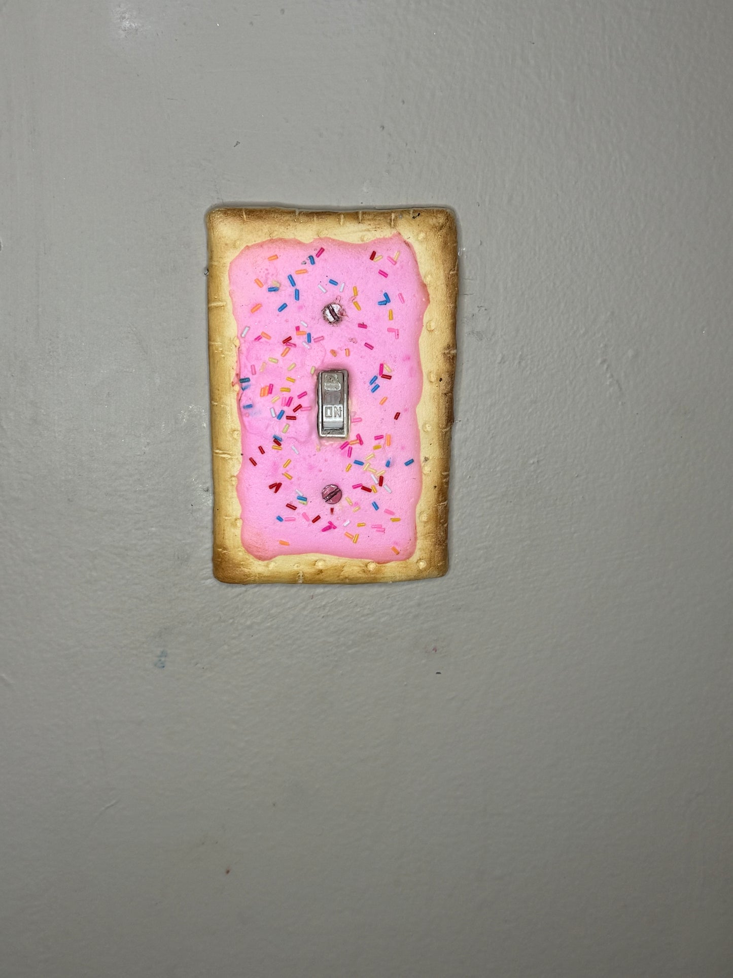 Toaster Pastry - Light switch cover