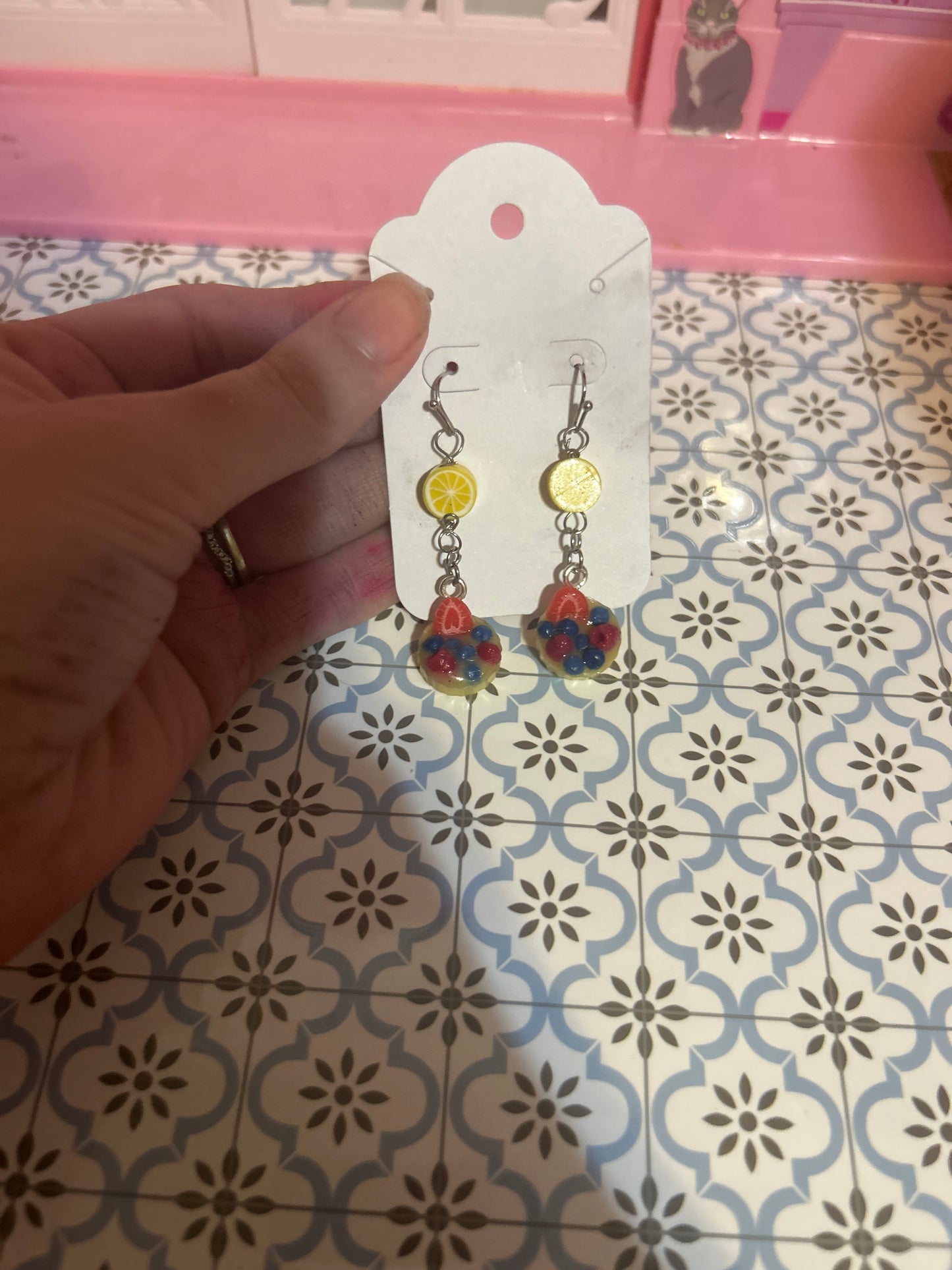 Mini fruit Tarts Earrings with lemon